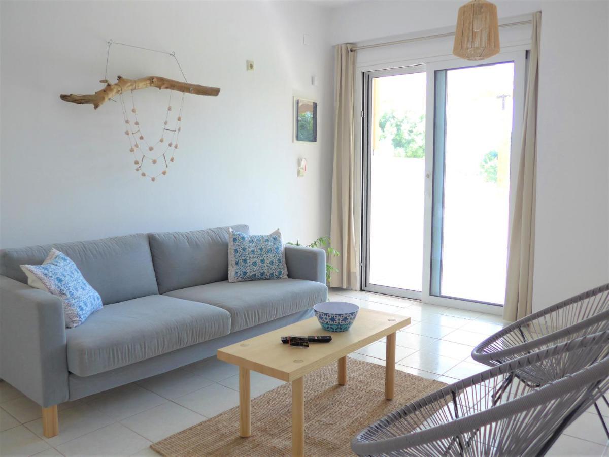 Kalamaki Plaza Apartments Bagian luar foto